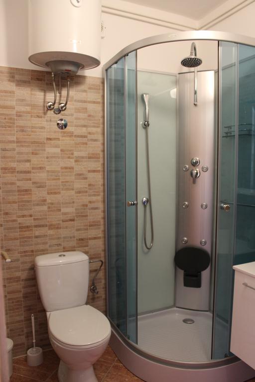 Rooms Katarina Kadumi Bilik gambar