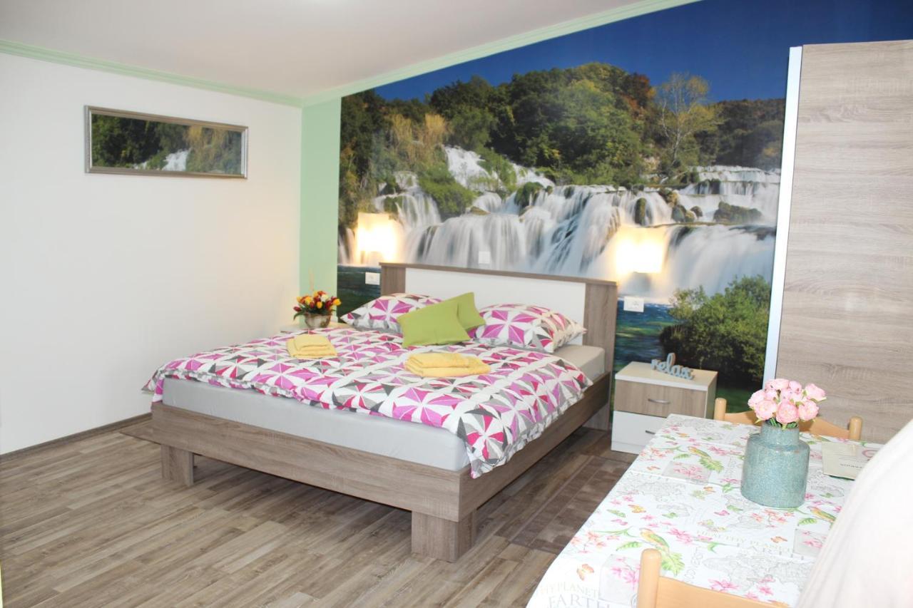 Rooms Katarina Kadumi Luaran gambar